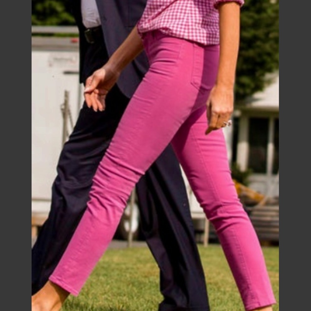 J Brand Jeans Skinny Leg Bright Fuchsia Denim 811K - Size 25 and size 27